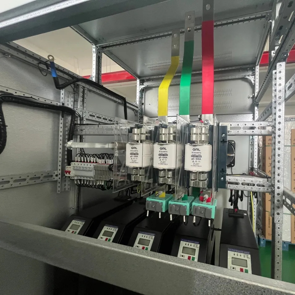 Gabinete de Compensação Inteligente de Potência Reativa de Baixa Tensão Ggj com Painel de Capacitores para Sistema de Energia e Oficina OEM/ODM CE/CCC/IEC/ISO9001