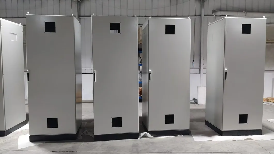 Maquinário moderno para fabricação de chapa metálica