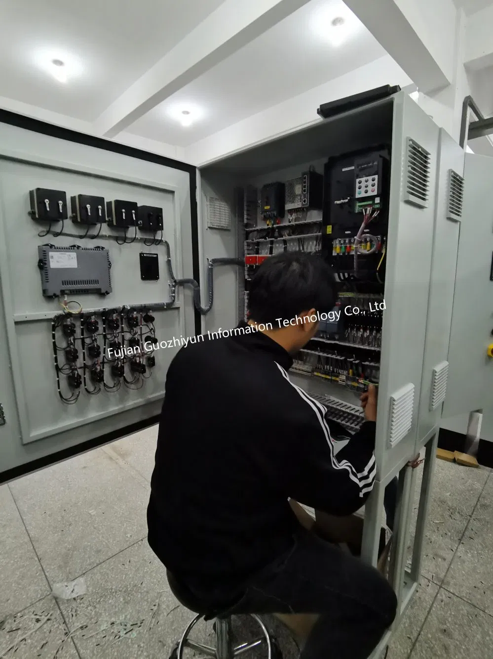 Caixa de Controle de Guindaste Industrial Inversor Elétrico de Frequência Preço de Fábrica