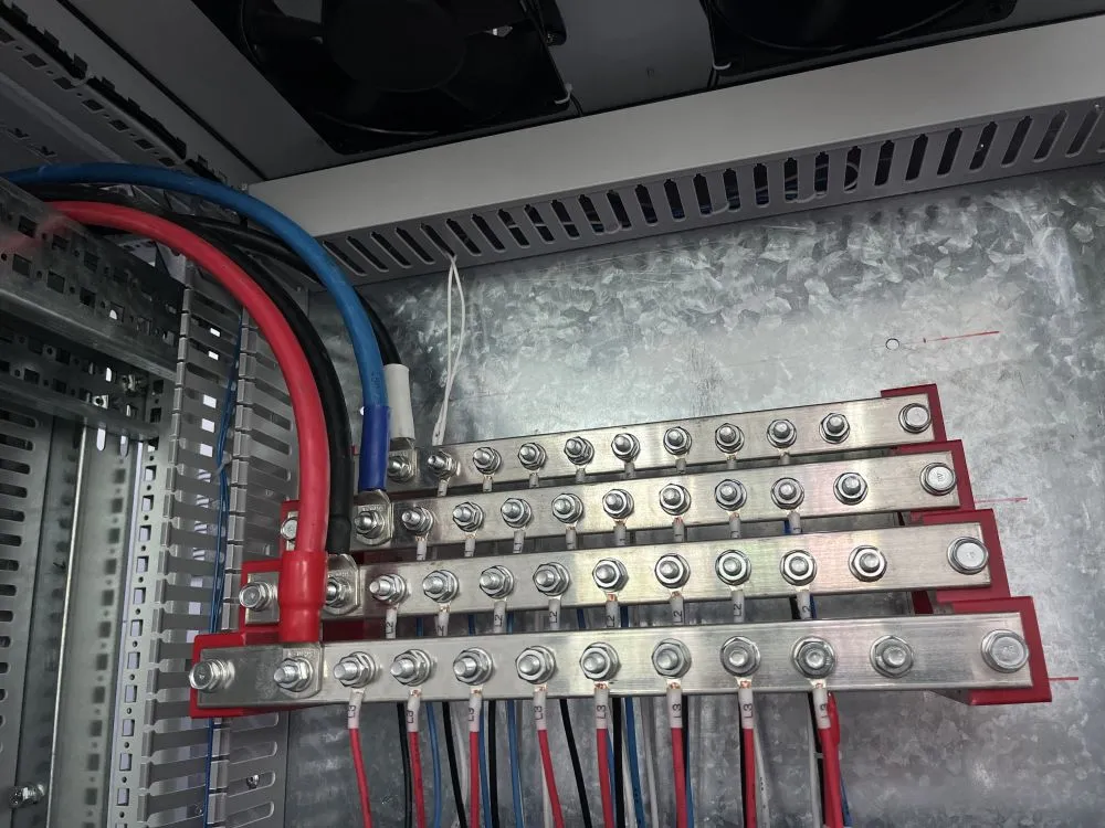 Caixa de Controle de Guindaste Industrial Inversor Elétrico de Frequência Preço de Fábrica