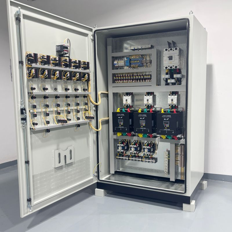 Painel de Distribuição de Energia Industrial com Barramento Personalizado 2000A