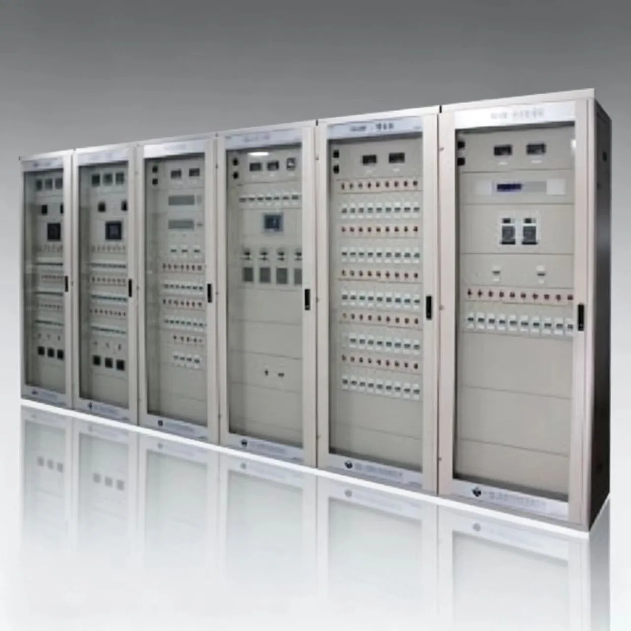 Painel de Controle de Distribuição de Energia Personalizável em Baixa Tensão DC para Sistemas de Controle Industrial