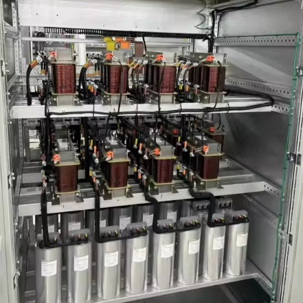 Painel de Controle de Banco de Capacitores de Baixa Tensão para Correção do Fator de Potência
