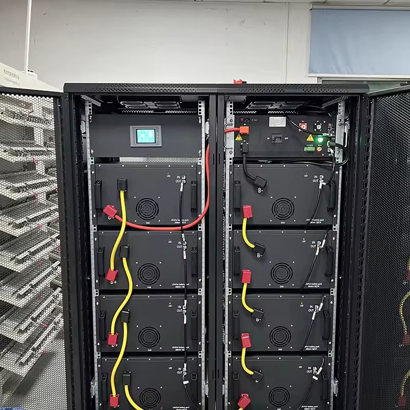 جميع الأسهم المتاحة 51.2V 100ah LiFePO4 نظام تخزين الطاقة الشمسية بالبطارية عالية الجهد 300ah بطارية ليثيوم