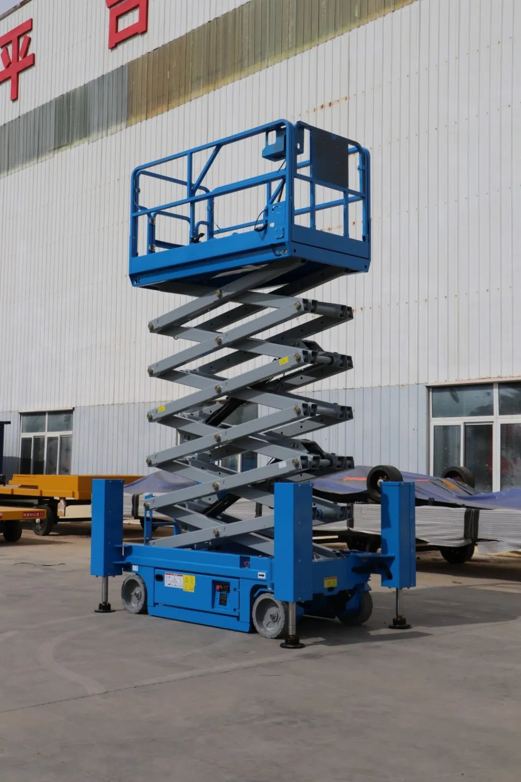 6m Electric Mobile Scaffolding with Chain Wire Rope Foldable Lift Scaffold Mobile Scissor Lift for Construction Gear Motor Hoist 3m Lifting Height