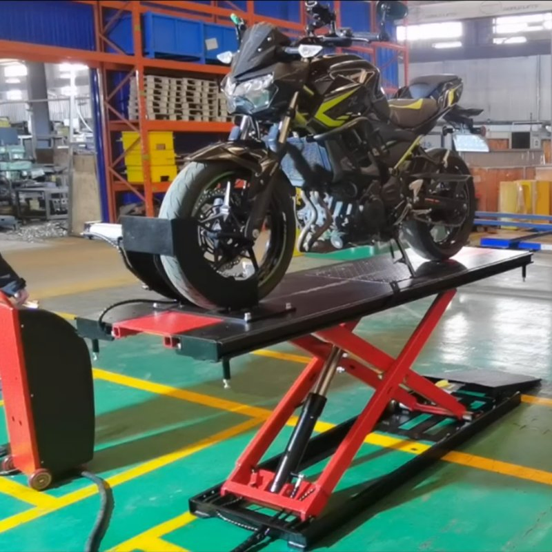 Italian Design 800kg Heavy Duty Motorcycle Scissor Lift Factory Garage Equipment