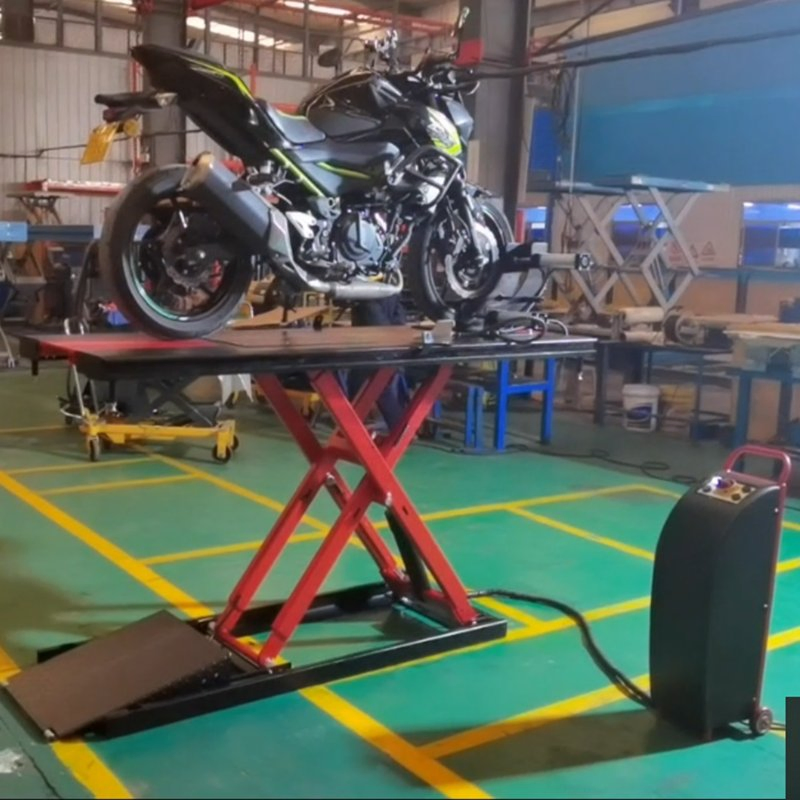 Italian Design 800kg Heavy Duty Motorcycle Scissor Lift Factory Garage Equipment