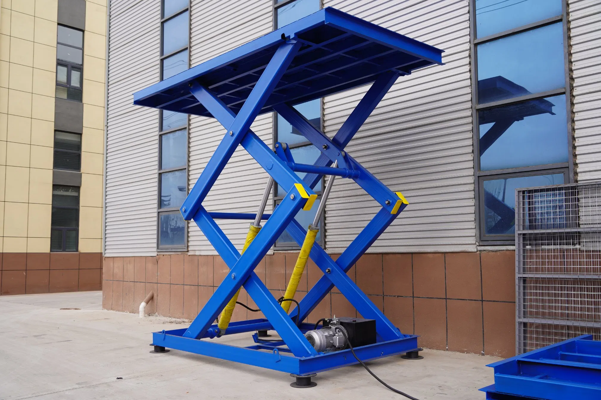 High Quality Best Vehicle Portable Hydraulic Scissor Car Lift for Home Garage