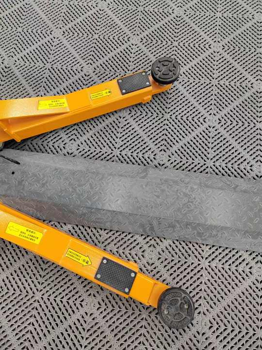 Garage Clear Floor Portable Porch Two Post Hydraulic Car Lift for Sale