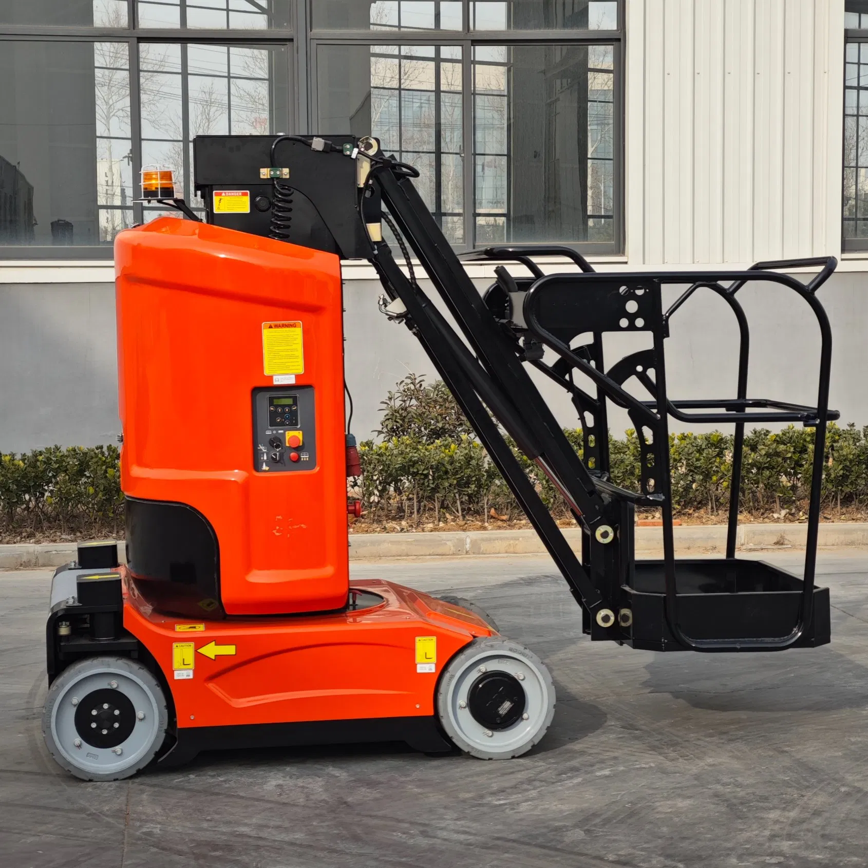 Electric Lift Mini Self-Propelled Vertical Mast Boom Lift Small Factory Sale Aerial Work Platform with Jib Chain Sling for Hoists