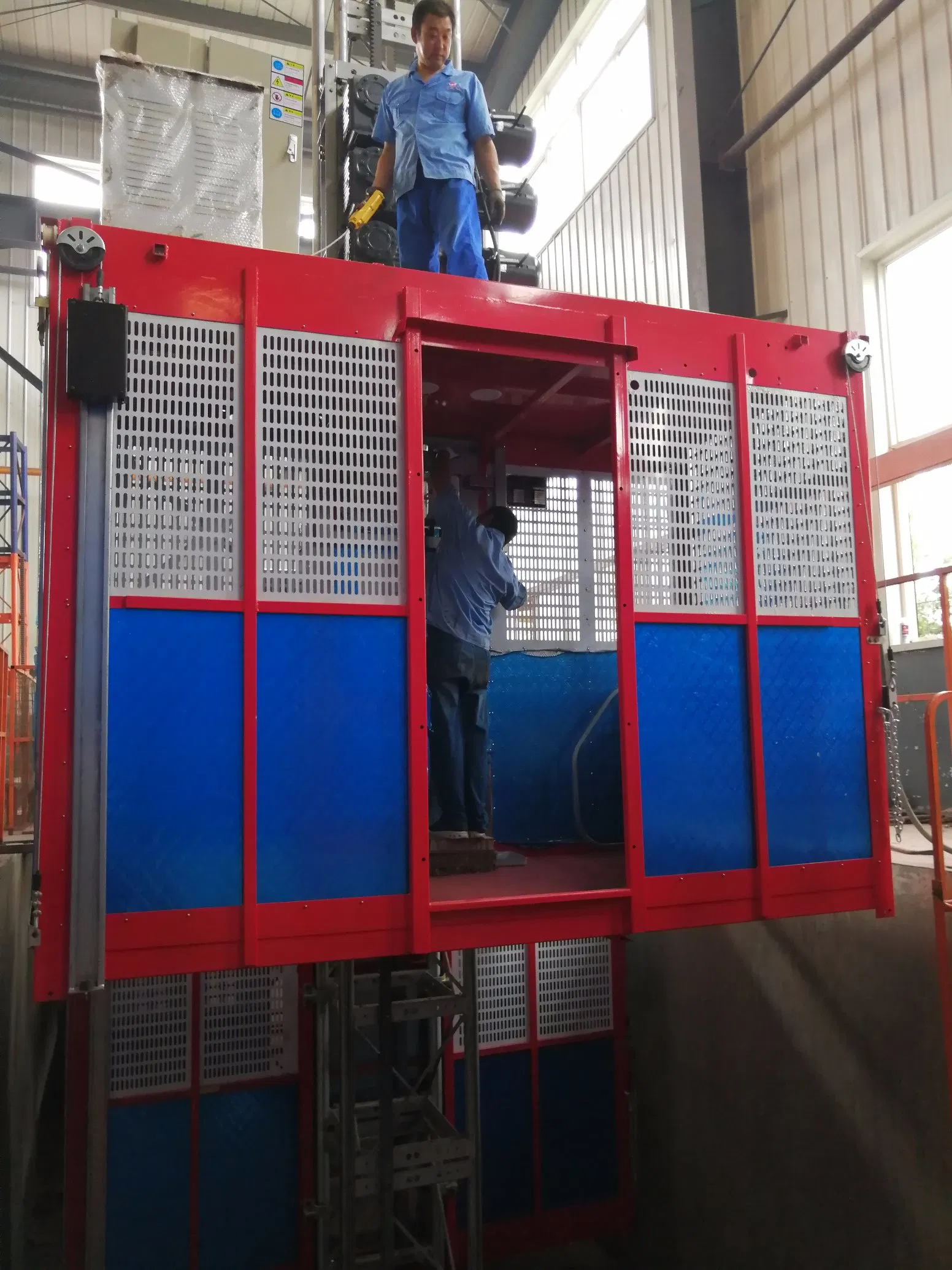 Ce Approved Sc200/200td Construction Hoist / Building Hoist/Lift