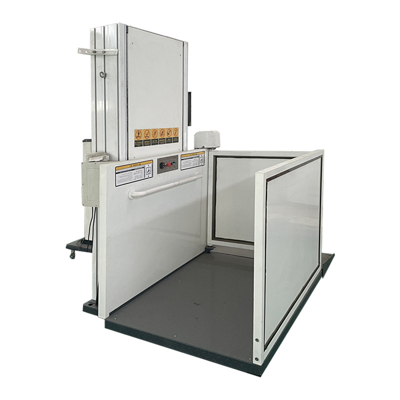 Versatile Lifting Platform for Wheelchair Users in Residential Spaces