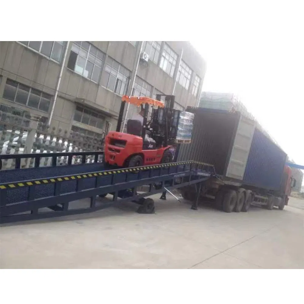 Portable Container Loading Dock Ramp Platform Mobile Boarding Bridge Mobile Loading Bridge