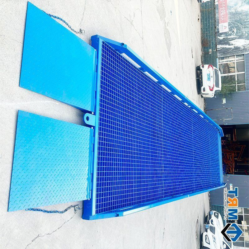 Mrt Can Customize New High Quality 8t Fixed Boarding Bridge with Hydraulic Drive High Safety and High Power