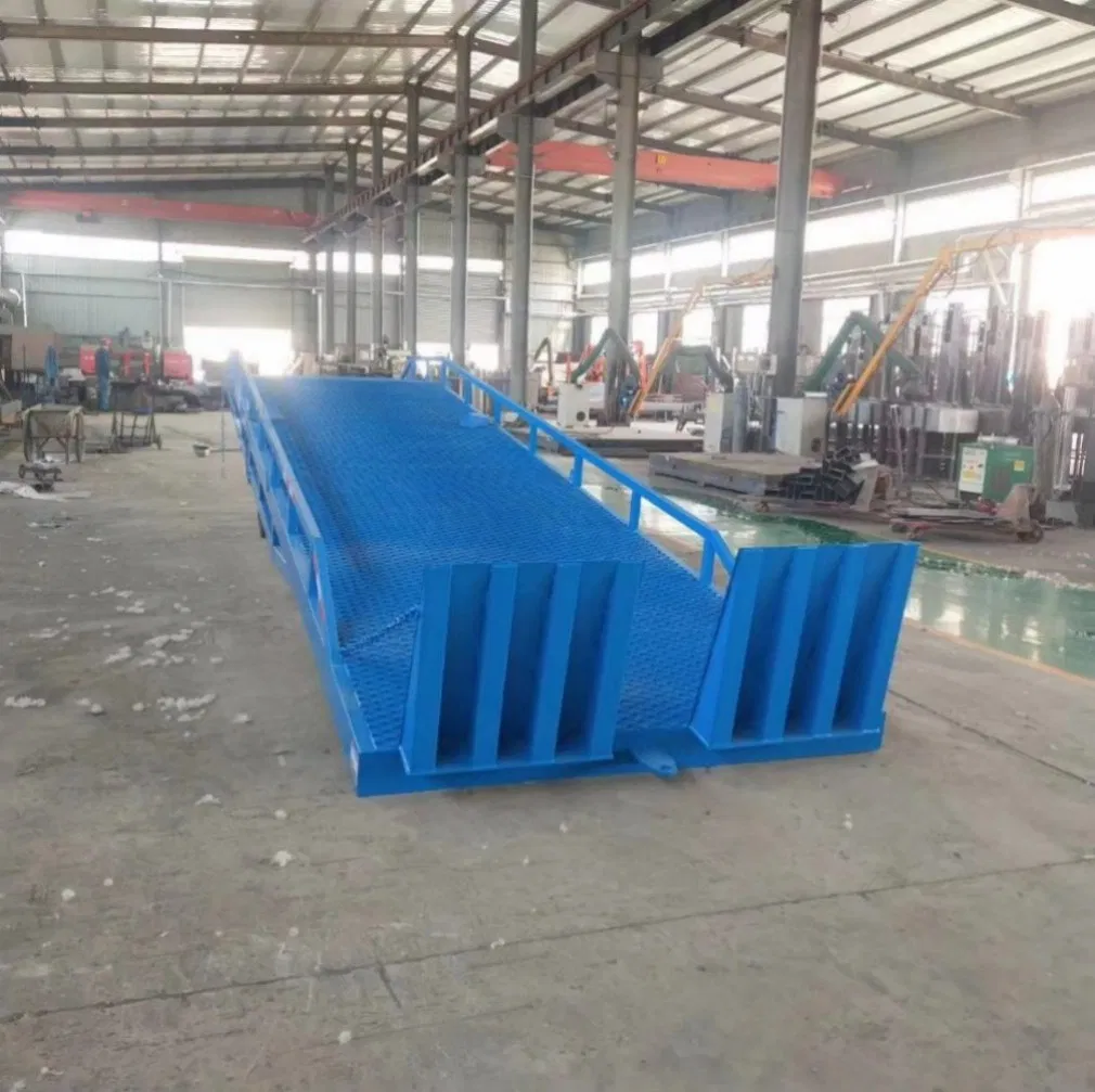 Wholesale Hydraulic Container Loading Unloading Equipment Mobile Hydraulic Dock Leveler Dock Ramp for Warehouse