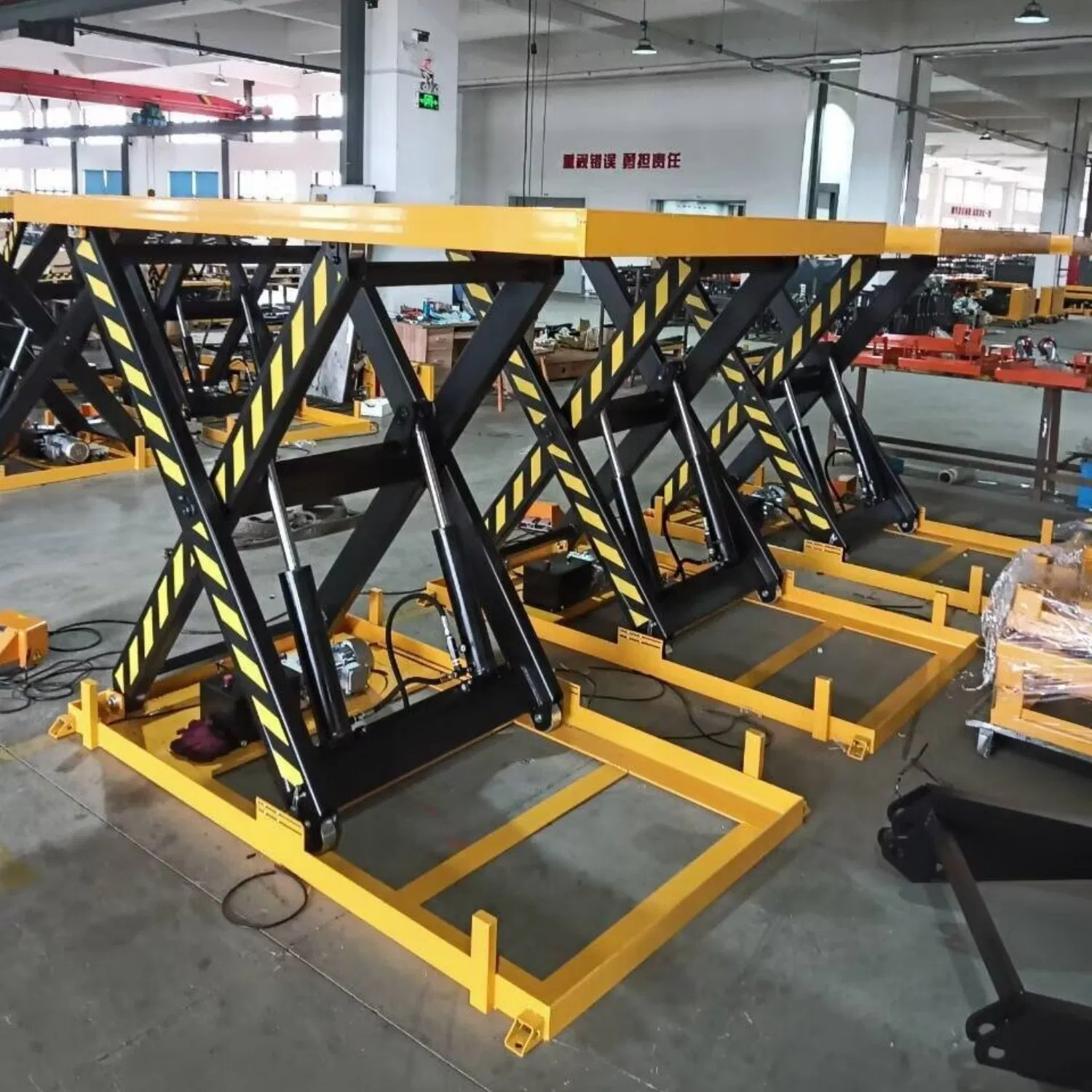 Electric Motor Lifting Scissor Working Platform Double Hydraulic Lifting Pump