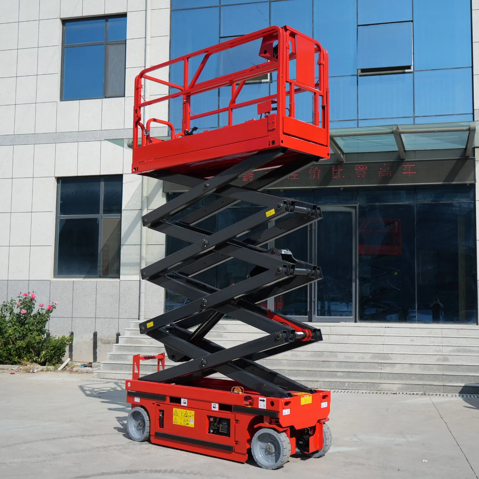 Wholesale Hydraulic Mobile Manlift Self-Propelled Mini Electric Aerial Work Lifting Platform for Urban Environments