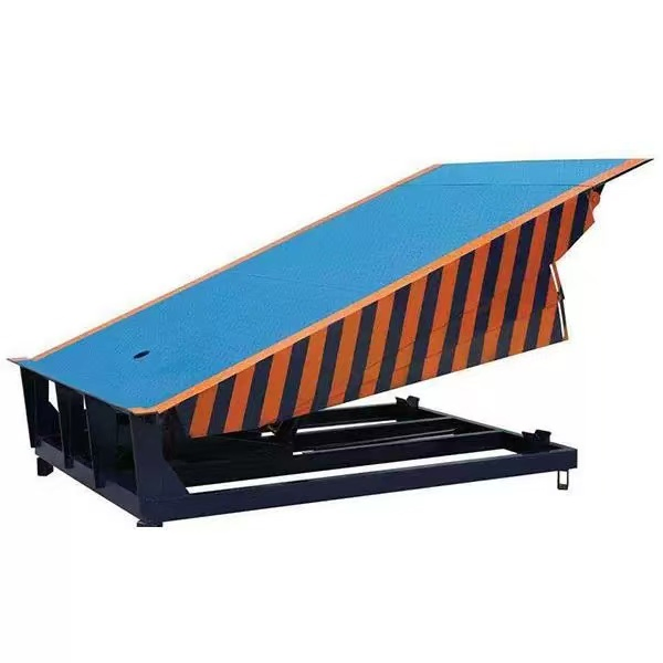 Container Forklift Loading Platform Fixed T-Type Electro-Hydraulic Boarding Bridge