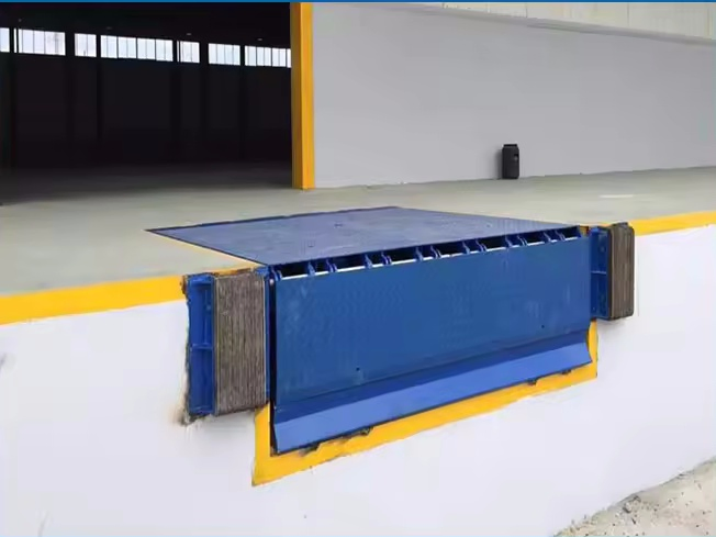 Wholesale Cheap Dock Leveler Automatic Loading Bay Platform for Loading Bay