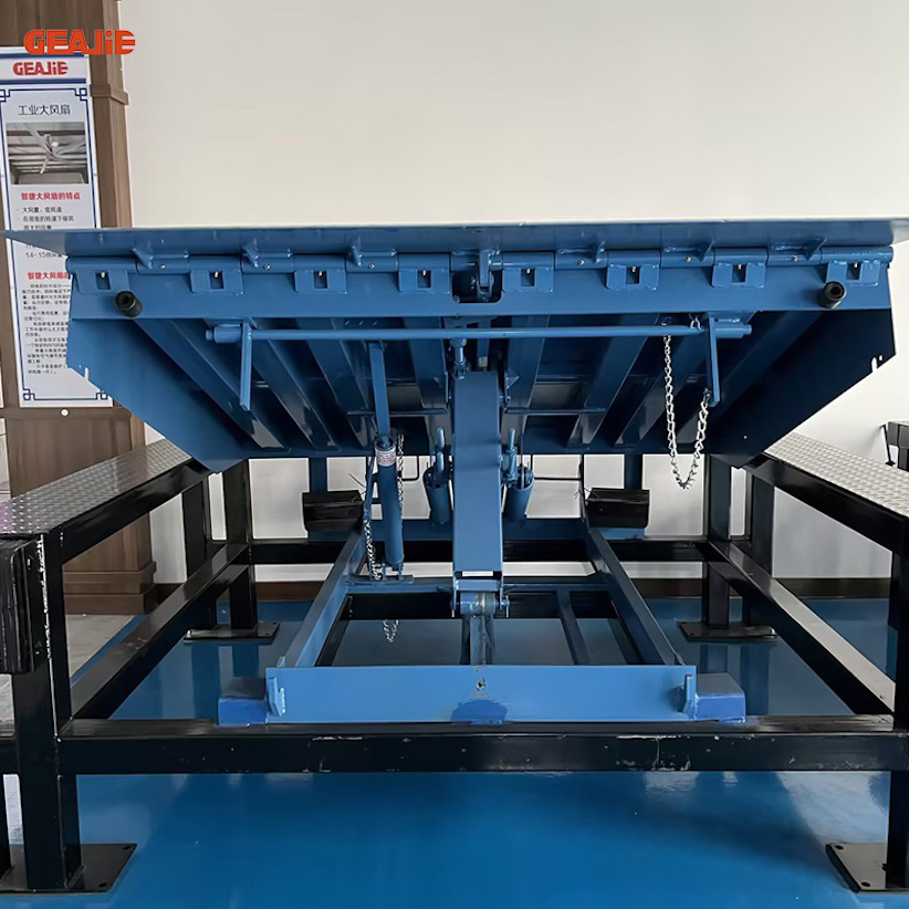 Hydraulic Truck Ramp Dock Leveller 6 Ton to 20 Ton Capacity Boarding Bridge and Container Platform for Loading Unloading