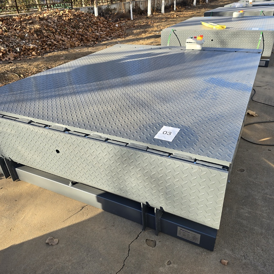 8 Ton Fixed Dock Leveler Height Adjustable Loading Platform