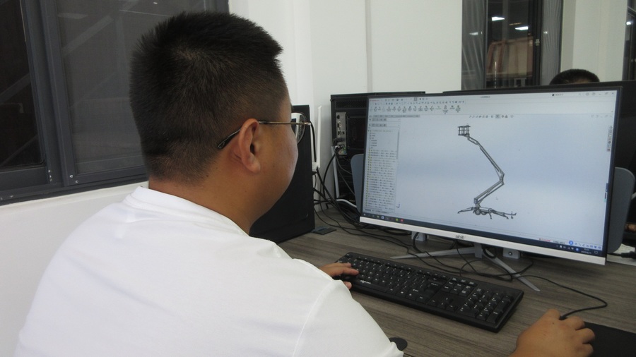 Engineering drawing design for lifting platform blueprints