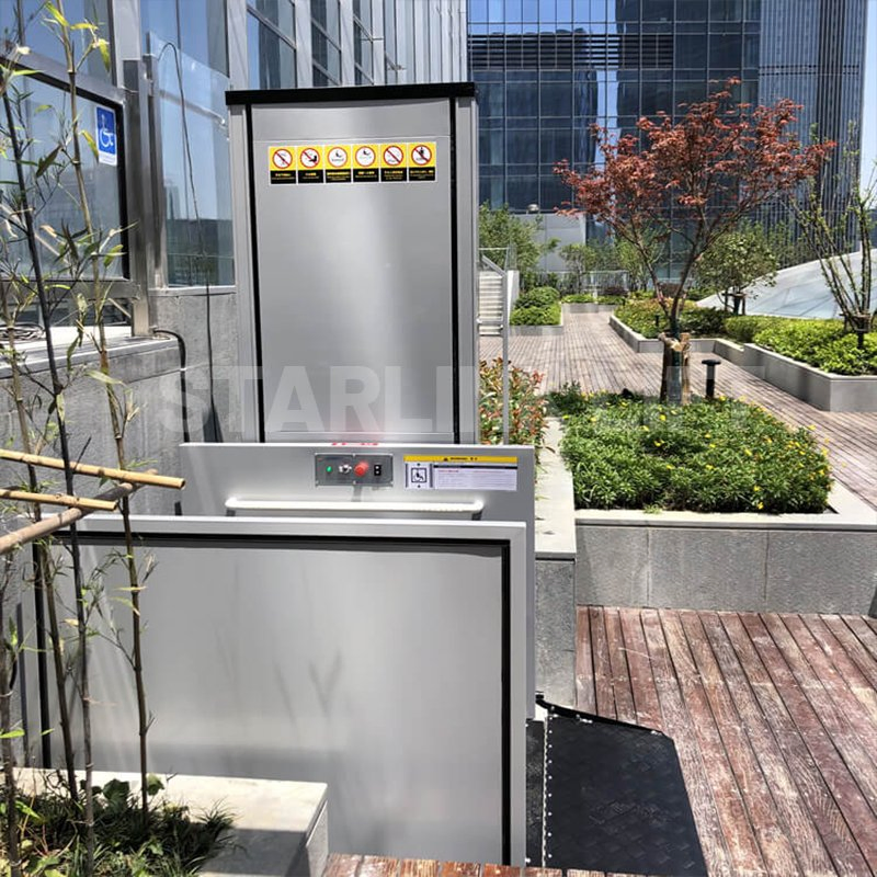 Man Accessible Vertical Lift for Disabled Small Home Vertical Platform Lift Vertical Wheelchair Lift