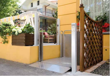 Platform Lift for Freedom Access of Building