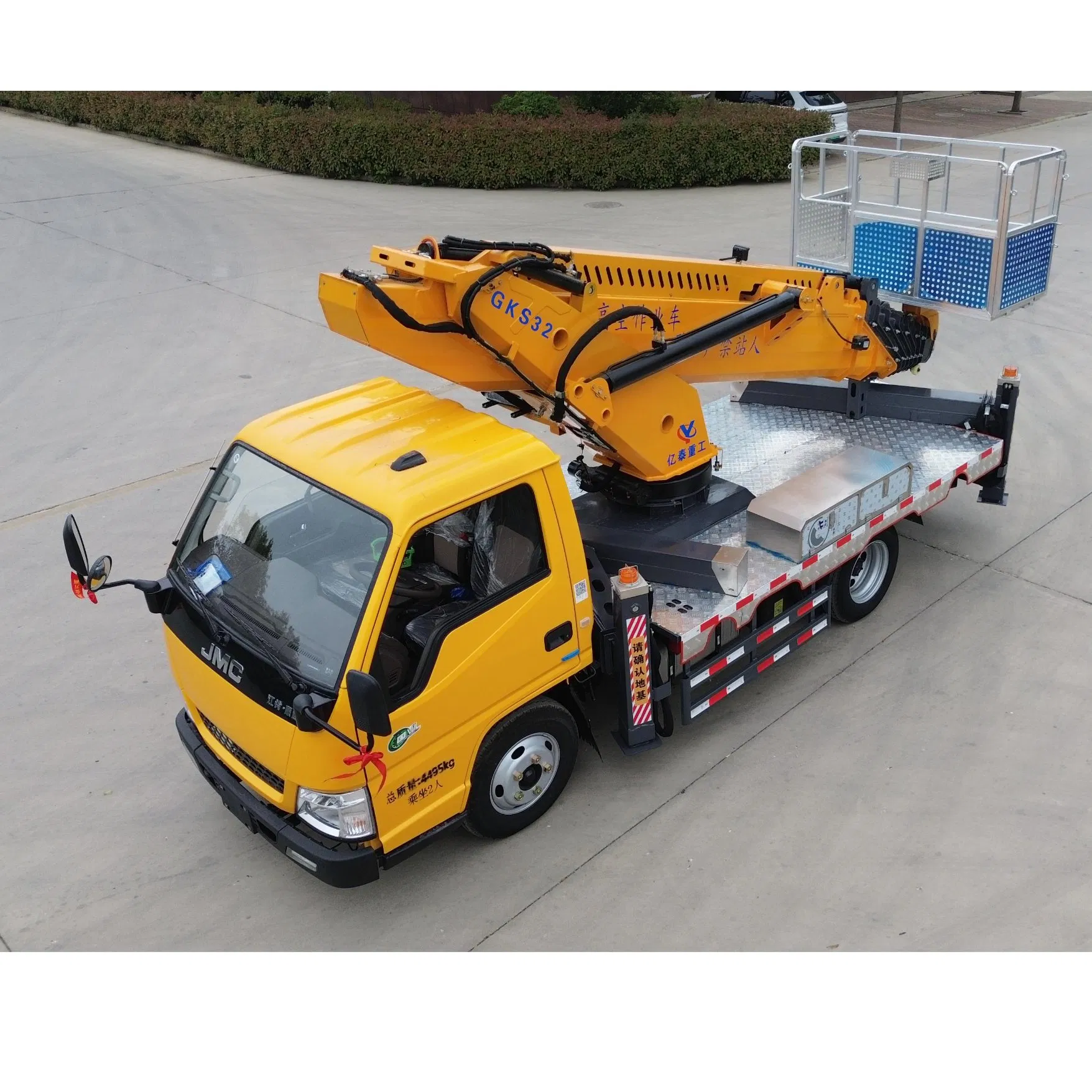 Electric Self Articulated High-Altitude Work Platform 45m Arc-Shaped Arm Hydraulic Mobile Lifting Platform New Condition Diesel