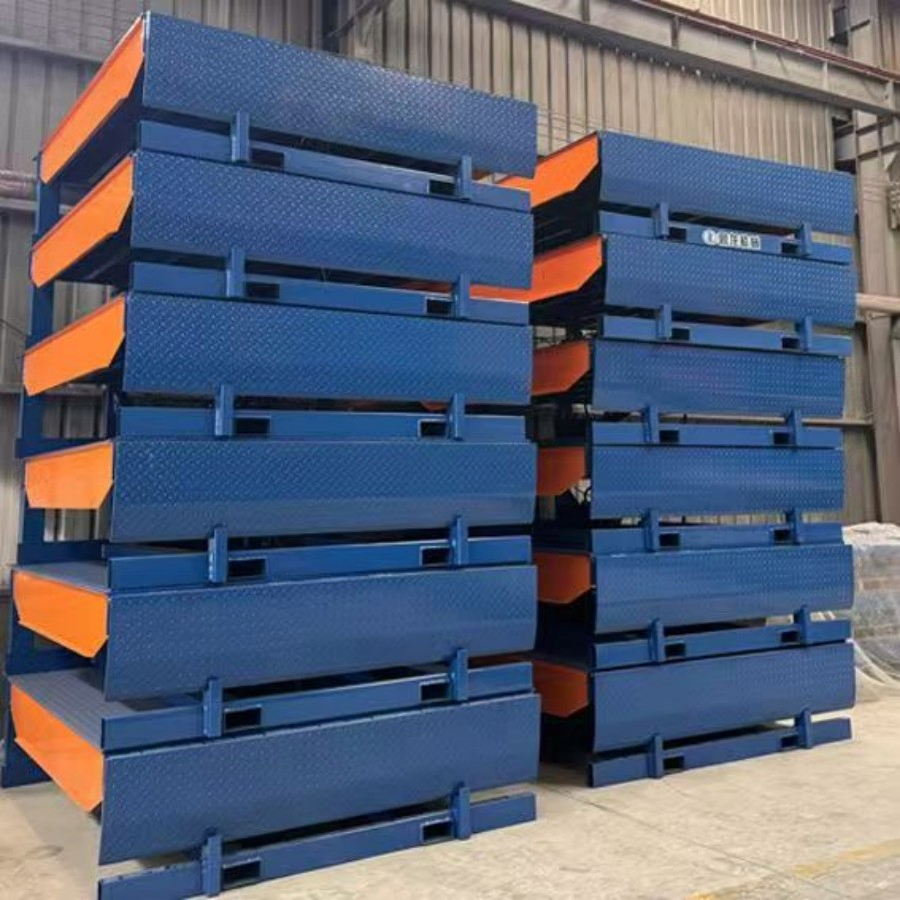 Container Loading Ramp Electric Vehicle Articulated Telescoping Lift Platform