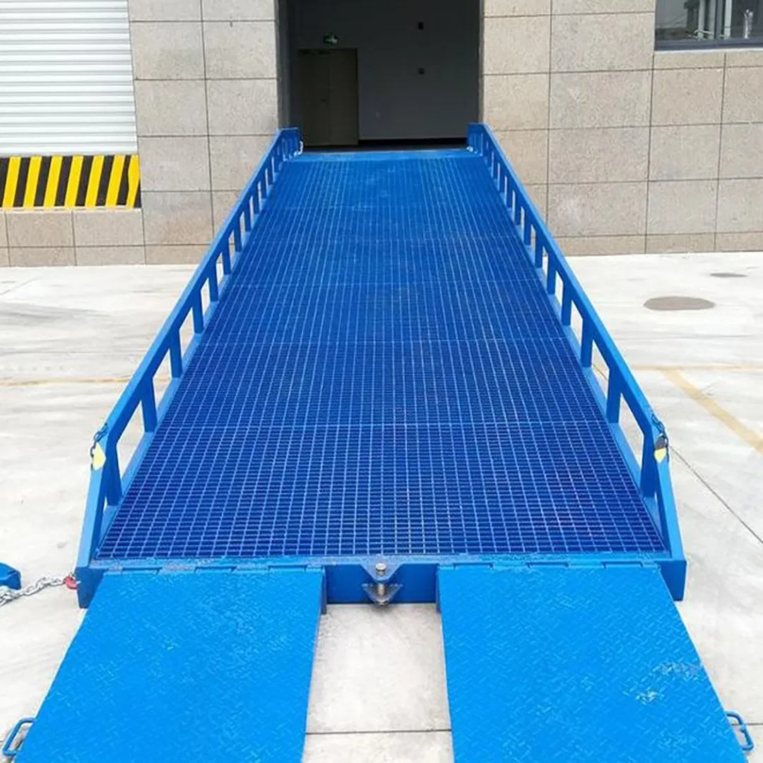 Loading and Unloading Platform Ramp Container Forklift Mobile Dock Ramp