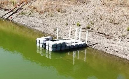 Double Layers Floating Pump Platforms with Frame Structures