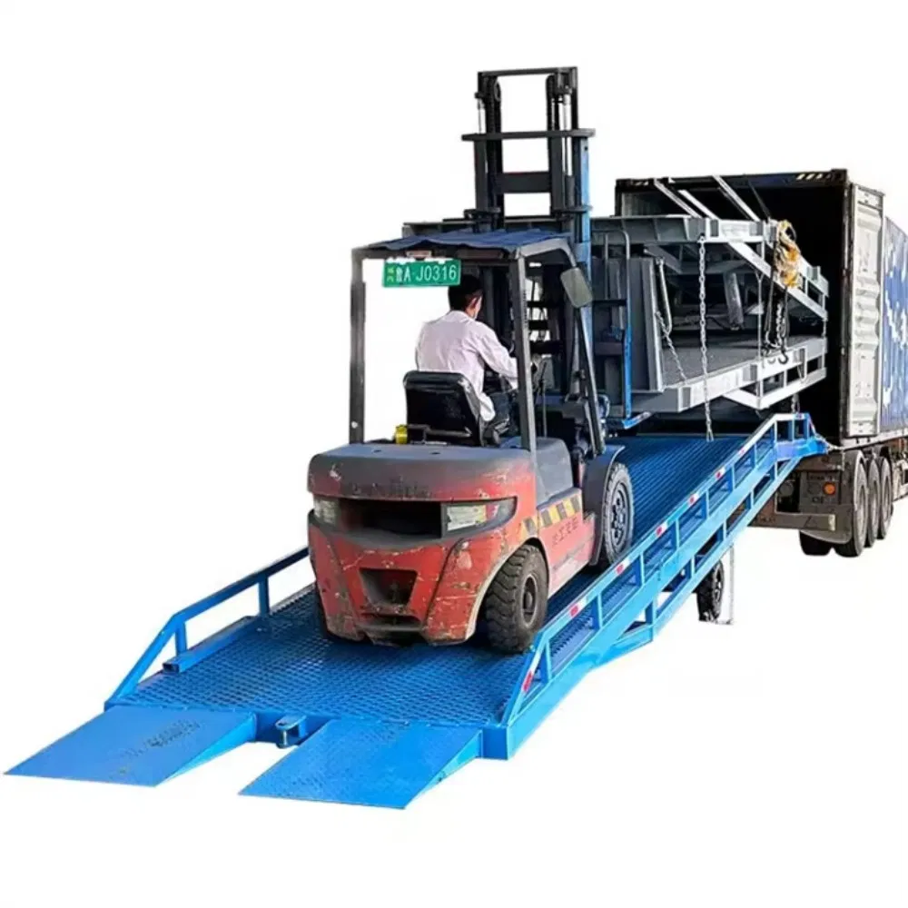 8 Ton 10 Ton Hydraulic Mobile Boarding Bridge for Hotel Logistics Container Unloading Boarding Platform