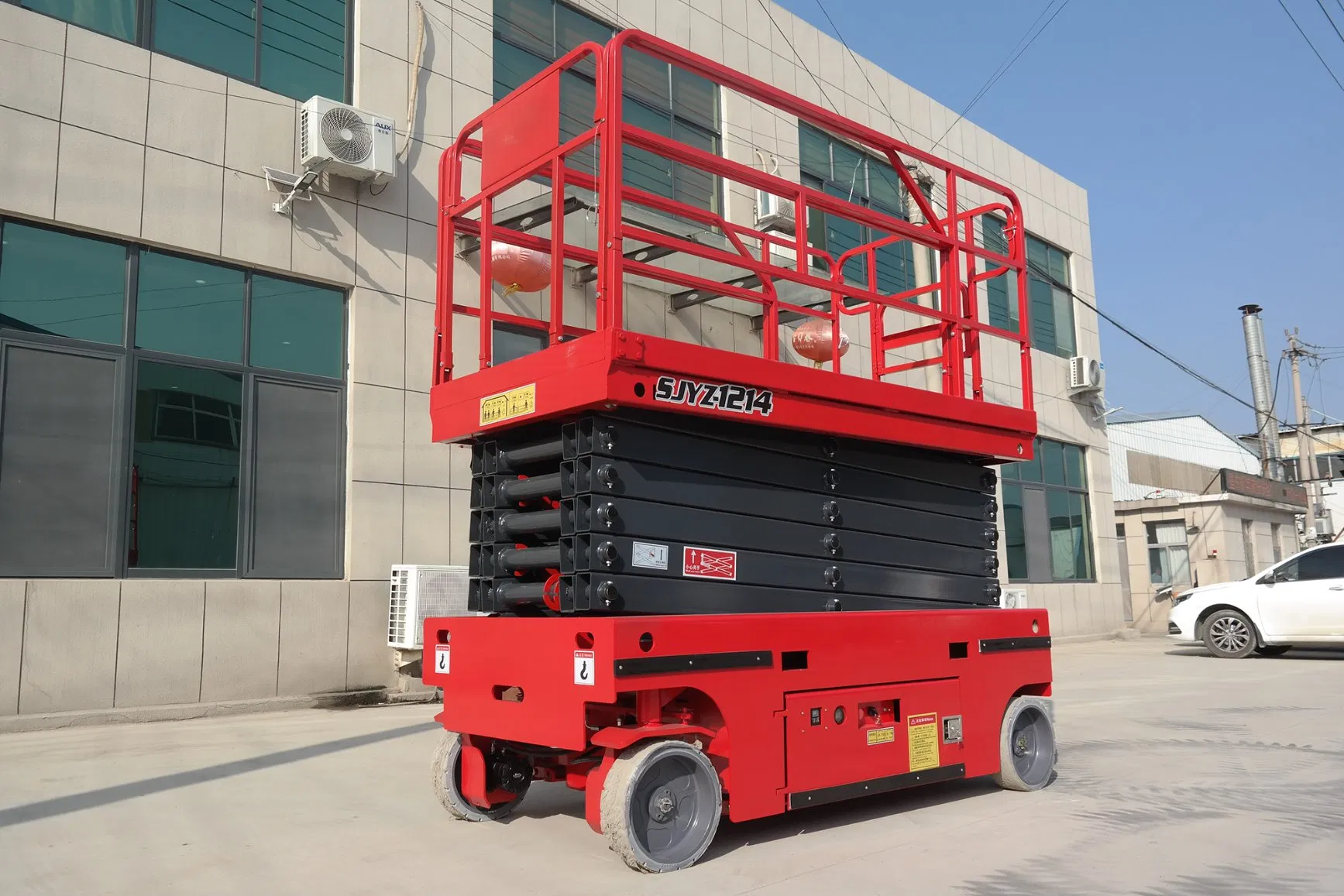 Electric Mobile Scissor Lifting Manlift Mobile Platform for Sale