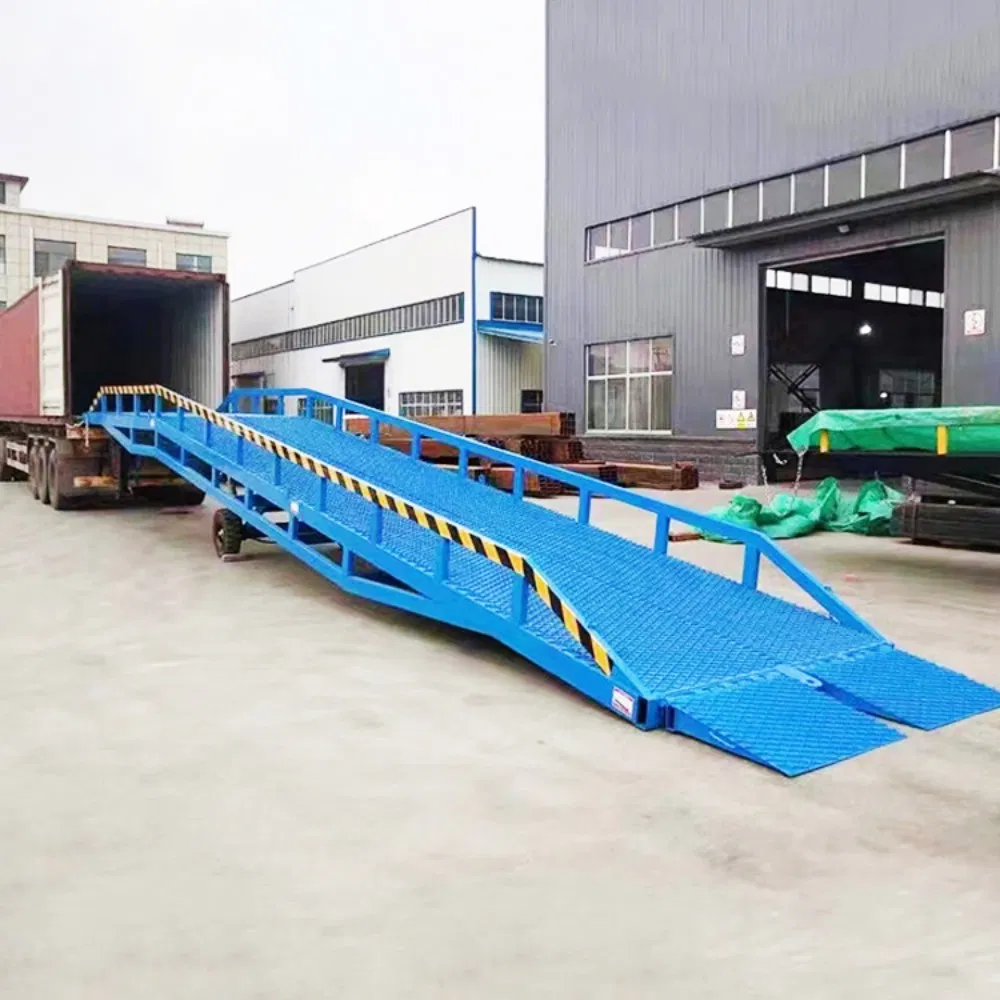 12t Loading Hydraulic Loading and Unloading Platform Lifting Platform Can Be Customized Mobile Boarding Bridge
