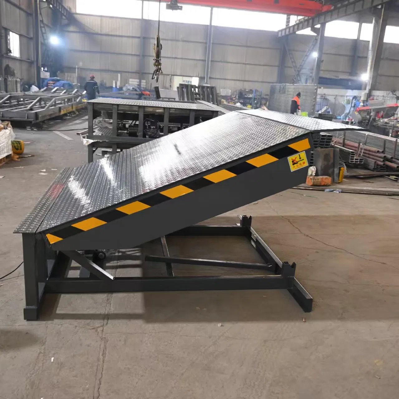 8ton Stationary Loading Bridge Forklift Operation Platform