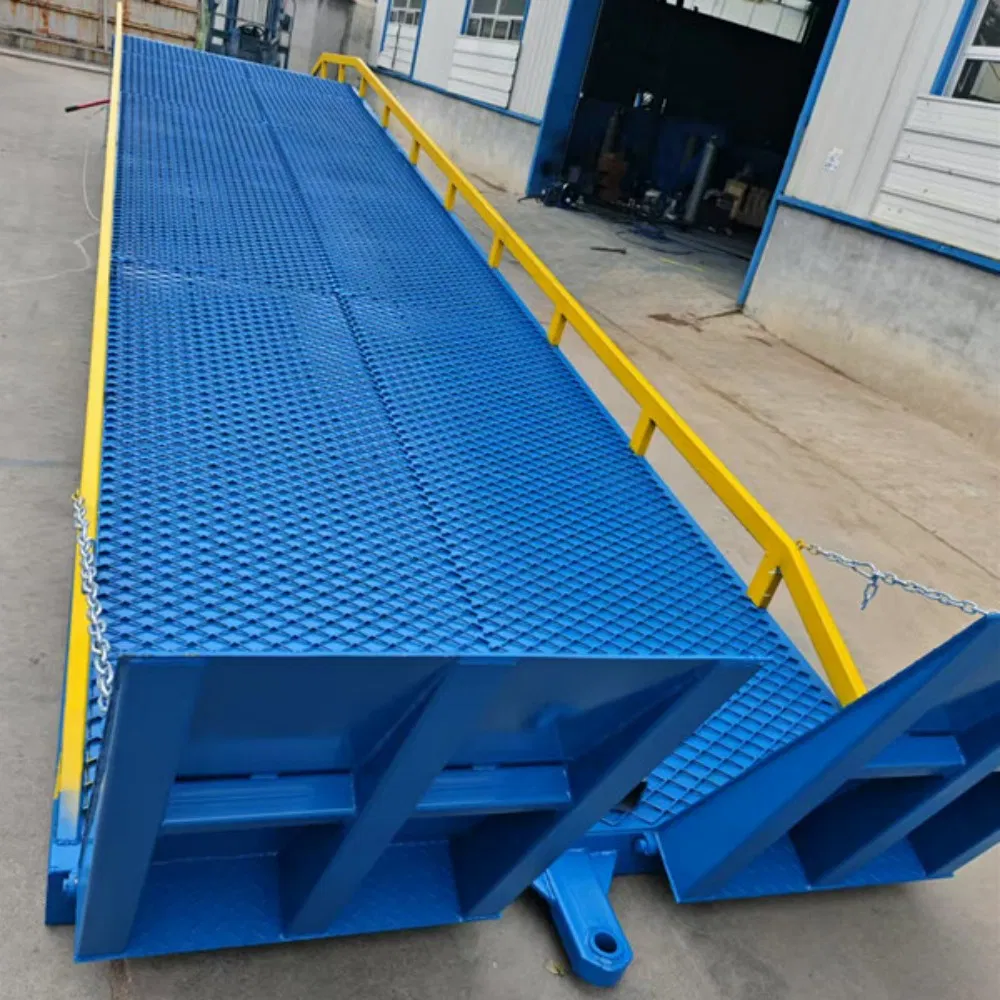 8 Ton 10 Ton Hydraulic Mobile Boarding Bridge for Hotel Logistics Container Unloading Boarding Platform