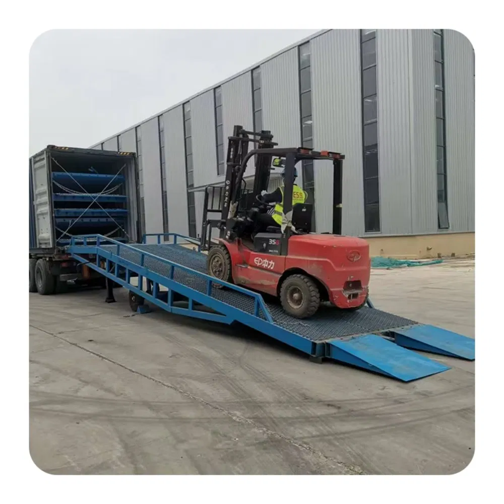 10 Tons of Mobile Hydraulic Boarding Bridge Logistics Cargo Boarding Bridge Boarding Lifting Platform