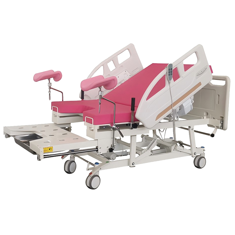فحص طبي عادي في المستشفى قسم النساء والتوليد سرير الولادة