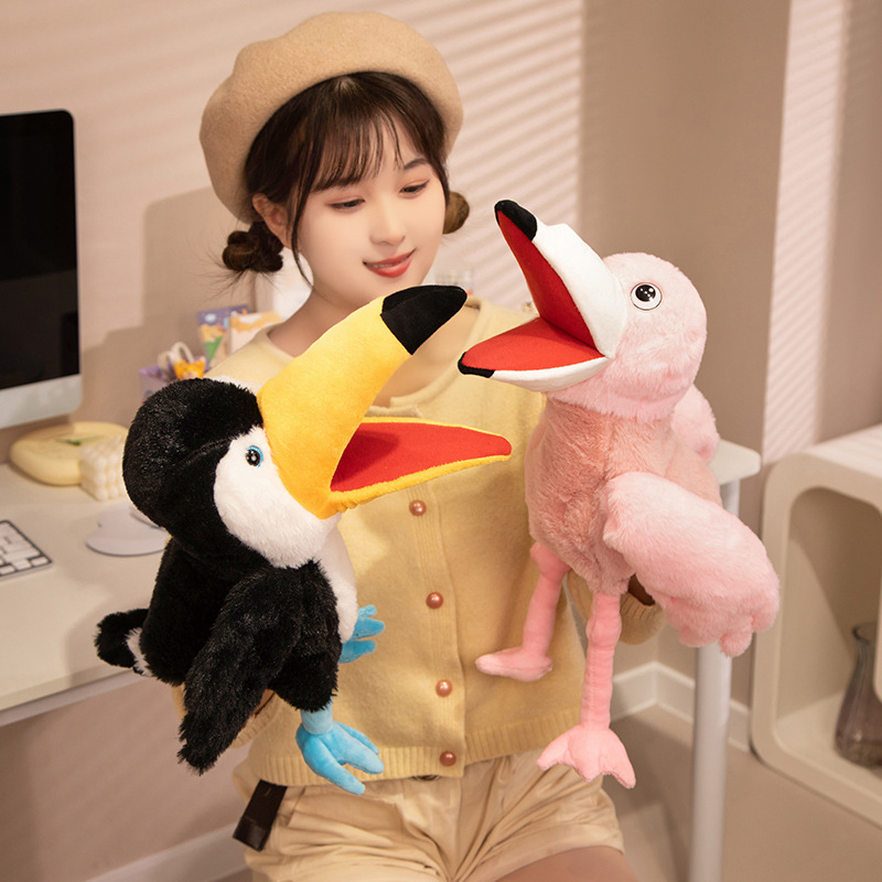 Precio mayorista de peluches personalizados diseño a medida muñecos de animales súper suaves, muñecos de peluche de loro, búho, águila, flamenco, pavo real, juguetes educativos de marionetas de peluche fábrica
