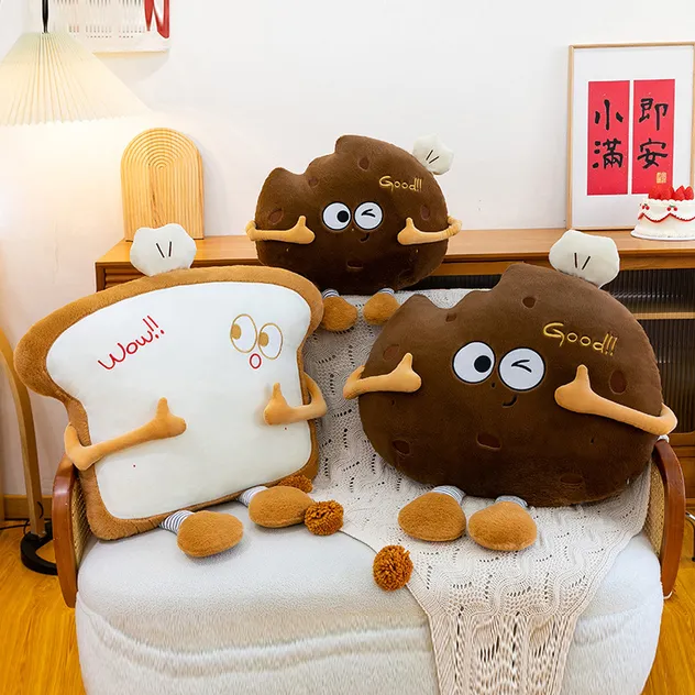 Almohada de peluche decorativa
