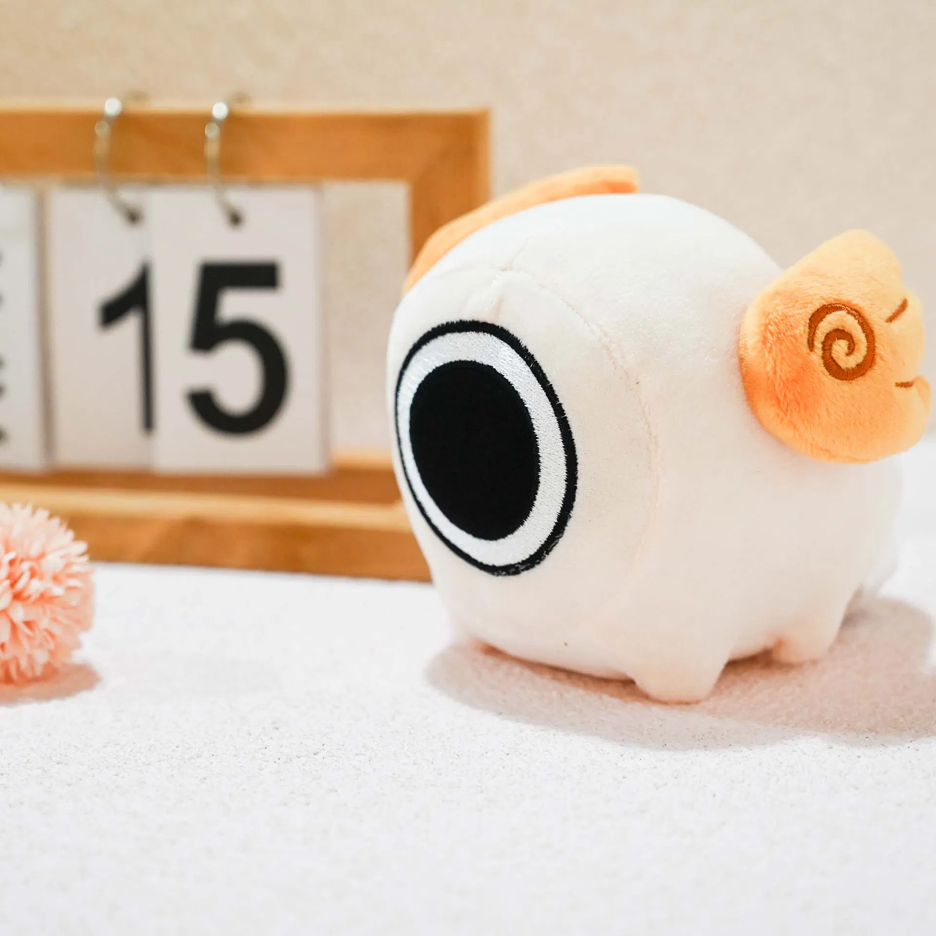 Presentación final del muñeco de peluche