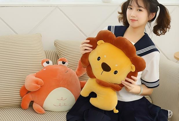 Animales de peluche personalizados en forma de cangrejo, cojines y juguetes para mayoristas