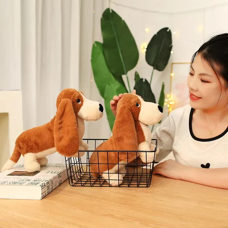 Animal de peluche de dachshund lindo y abrazable, perfecto para el tiempo de juego de los niños