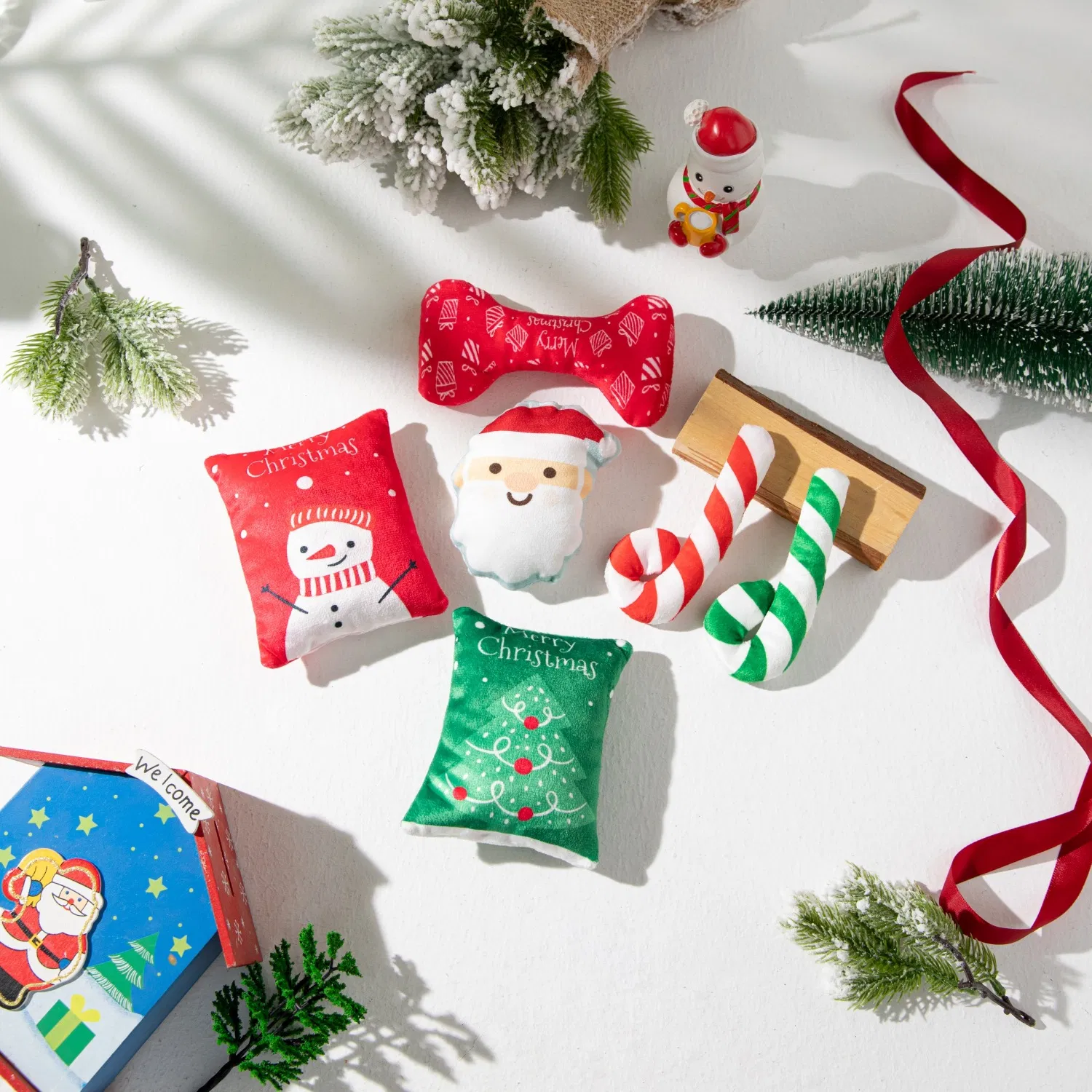 Colección de juguetes navideños para mascotas de alta calidad