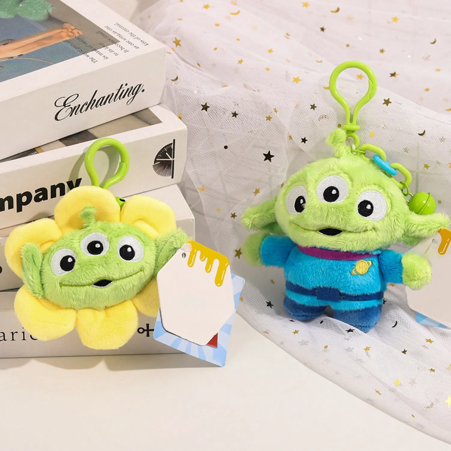 Llaveros de personajes de peluche de hada de flor de tres ojos de Pixar