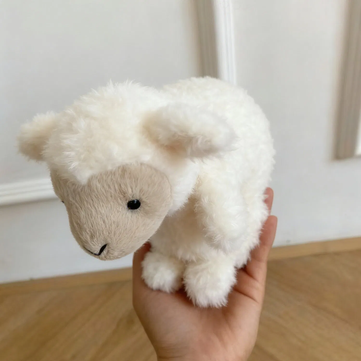 Mini Oveja de Peluche Curly Blanca, Linda Oveja de Peluche