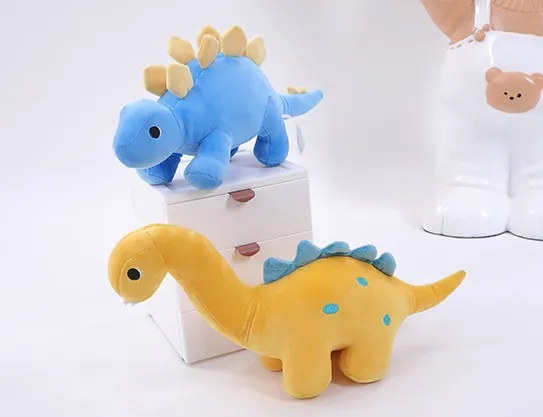 Juguetes de peluche de dinosaurio