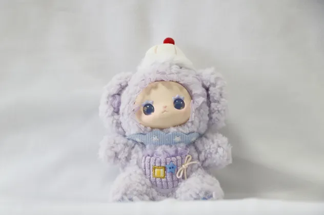 Muñeco de peluche con capucha de oso de fruta, personaje lindo, juguete de peluche con adorno de fruta