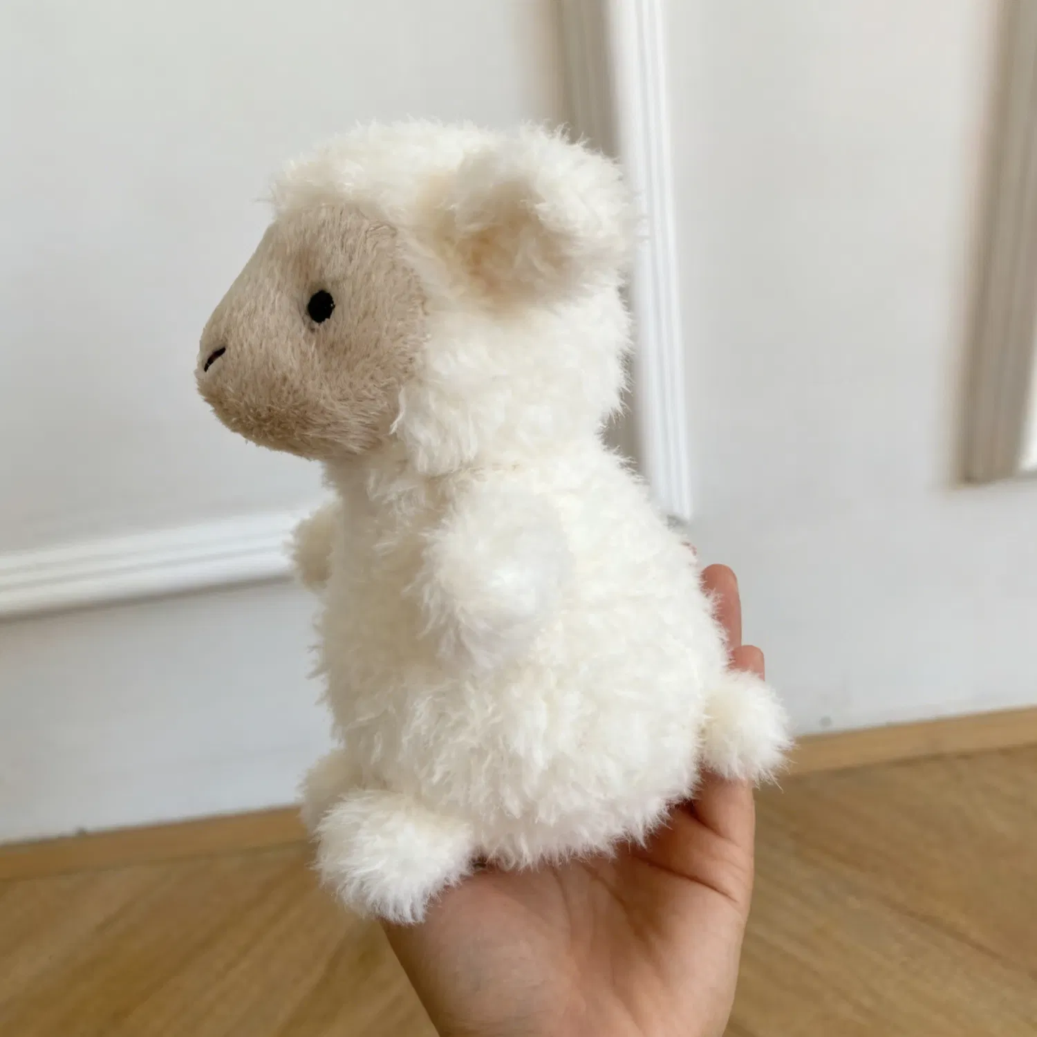 Mini Oveja de Peluche Curly Blanca, Linda Oveja de Peluche